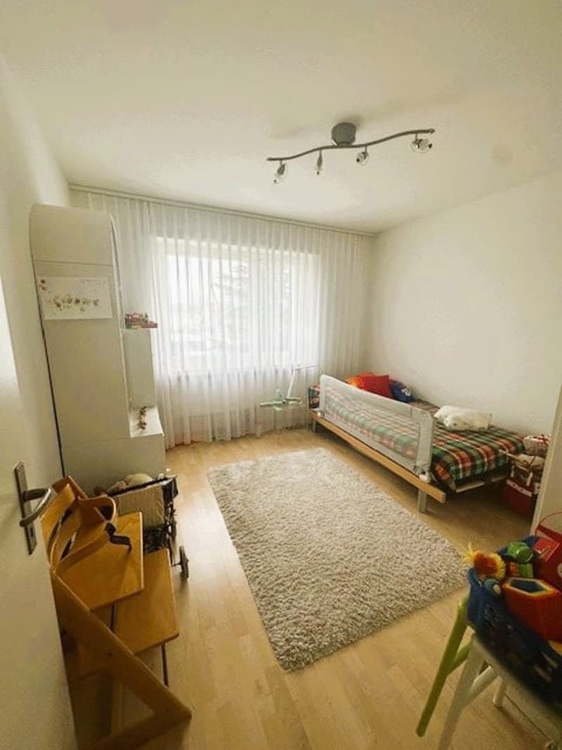 4.5-Zimmer-Wohnung mit Balkon an ruhiger Lage in Zufikon (6)