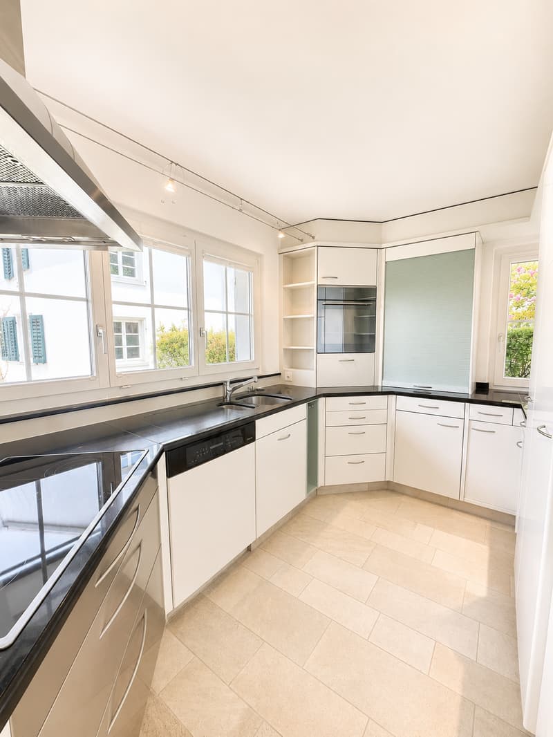 *RESERVIERT* Exklusive 3.5-Zimmer-Maisonettewohnung mit Gartenparadies (3)
