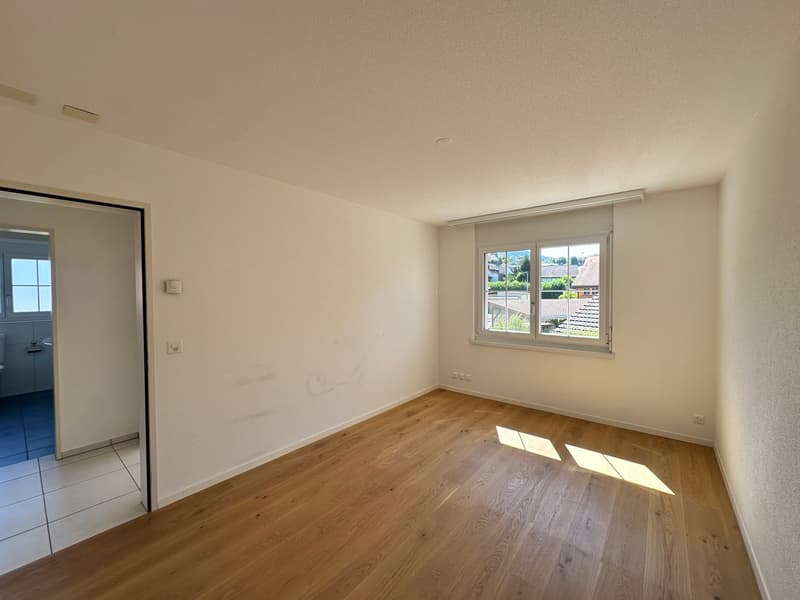 Exklusive 5.5-Zimmer-Maisonettewohnung mit Alpenpanorama in Hittnau (8)