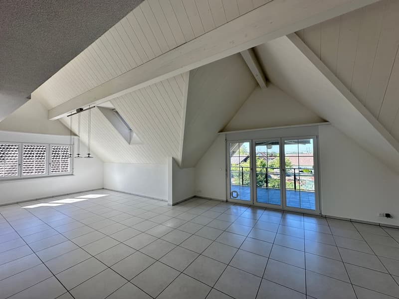Exklusive 5.5-Zimmer-Maisonettewohnung mit Alpenpanorama in Hittnau (5)