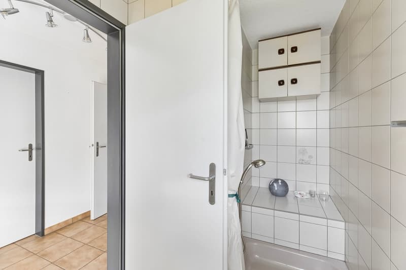 Charming 6.5-room single-family house with lake proximity in Sempach (14)
