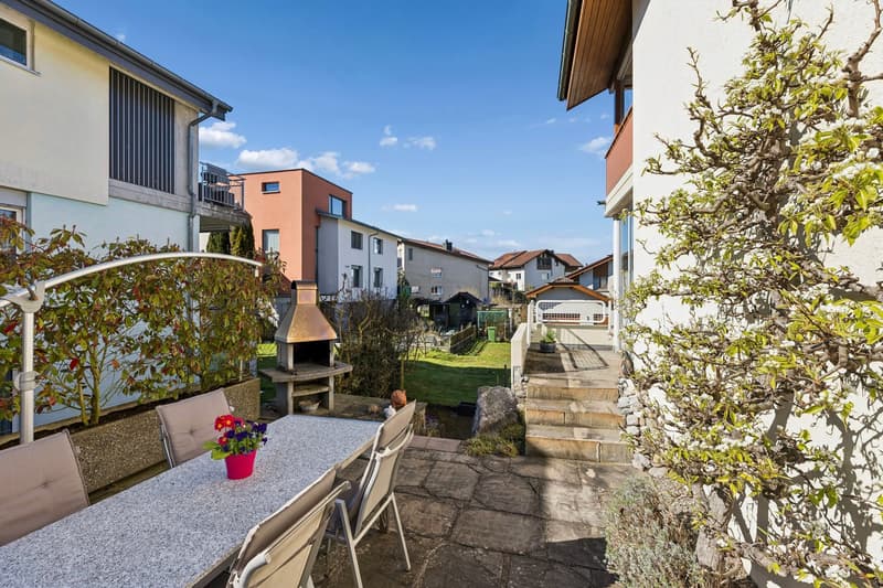 Charming 6.5-room single-family house with lake proximity in Sempach (42)