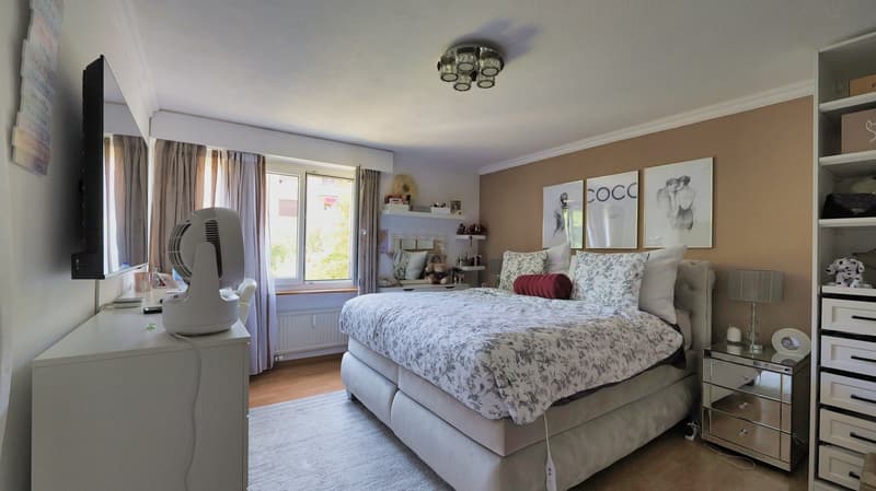 Bel appartement 4 pièces dans un quartier calme à Grenchen! (8)