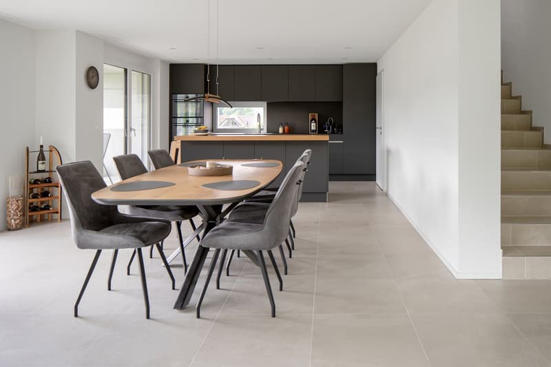 Modern 6.5-room two-family house in Rupperswil (2)