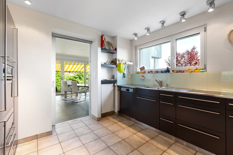Maison unifamiliale dans un quartier résidentiel familial et calme (8)
