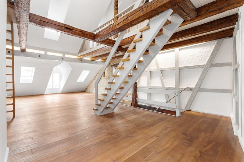 Überlingen DE - Kernsanierte 2,5-Zimmer-Wohnung mit historischem Charme in Überlingen (2)