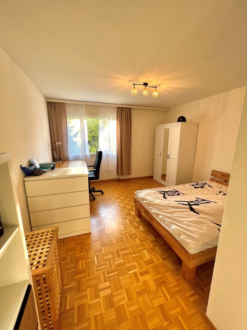 Schönes Zimmer an top Lage :) (1)