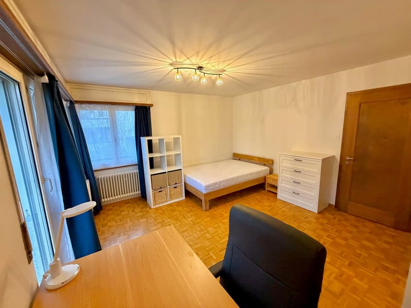 Ruhig gelegenes WG-Zimmer mit guter Verkehrs-/ÖV Anbindung :) (2)