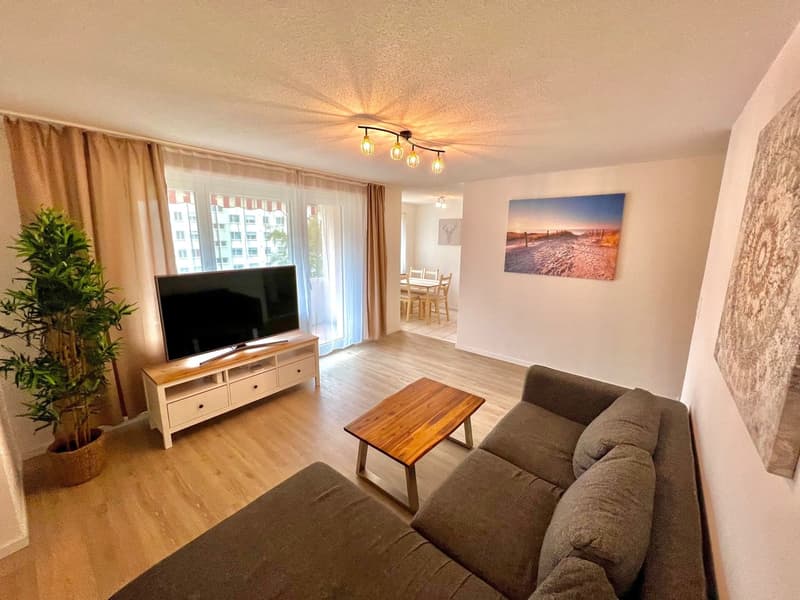 Schönes Zimmer an super Lage :) (2)