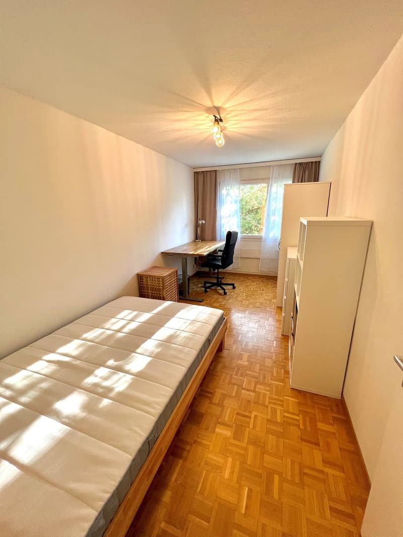 Schönes Zimmer an top Lage :) (1)