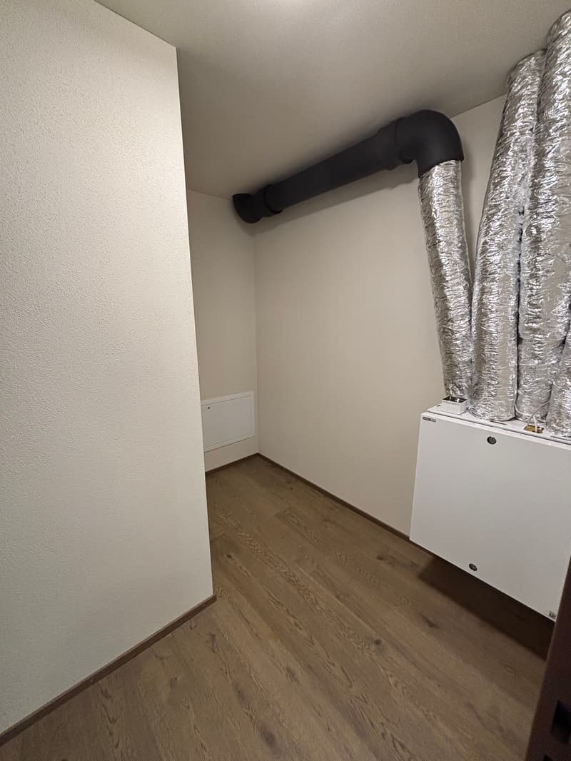 Primo affitto: Appartamento spazioso di 4,5 locali con balcone di 41m2 (15)