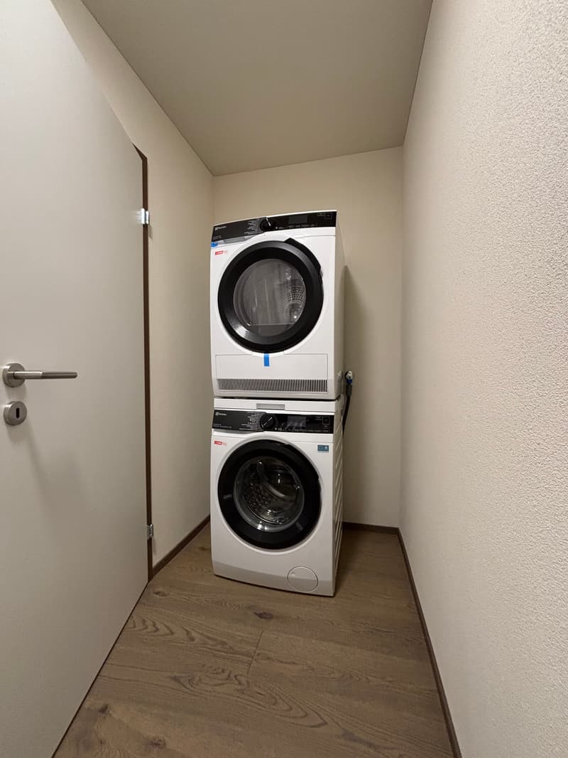 ERSTVERMIETUNG Sommerparadies: 3.5 Zimmer-Wohnung mit 515m2 Garten (24)