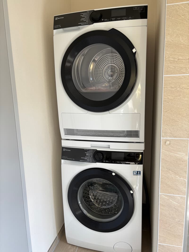 Appartement spacieux 3.5 pièces avec vue imprenable sur le panorama montagnard (17)