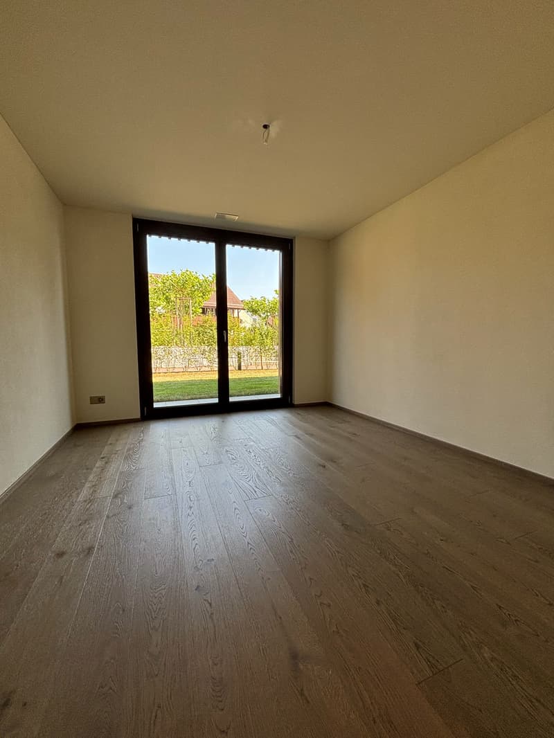 Grosszügige 4.5 Zimmer-Gartenwohnung mit riesigem idyllischem Garten (28)