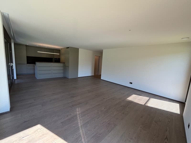 Grosse 3.5 Zimmer-Wohnung mit zwei Balkonen Nähe Türlersee (22)