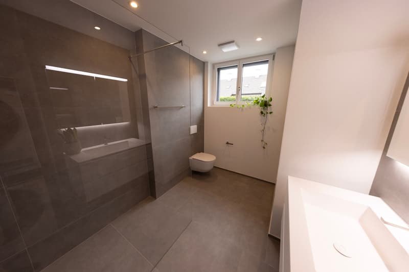 ERSTBEZUG: 4.5-Zimmer-Maisonette-Wohnung - Neubau in Hersberg (22)