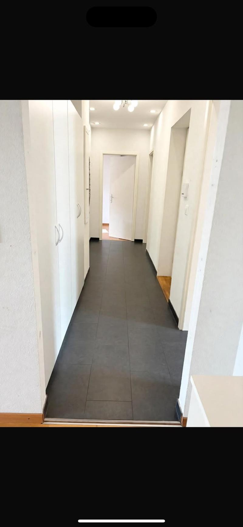 Charmante 3.5-Zimmer-Altbauwohnung mit Balkon in Basel (4)