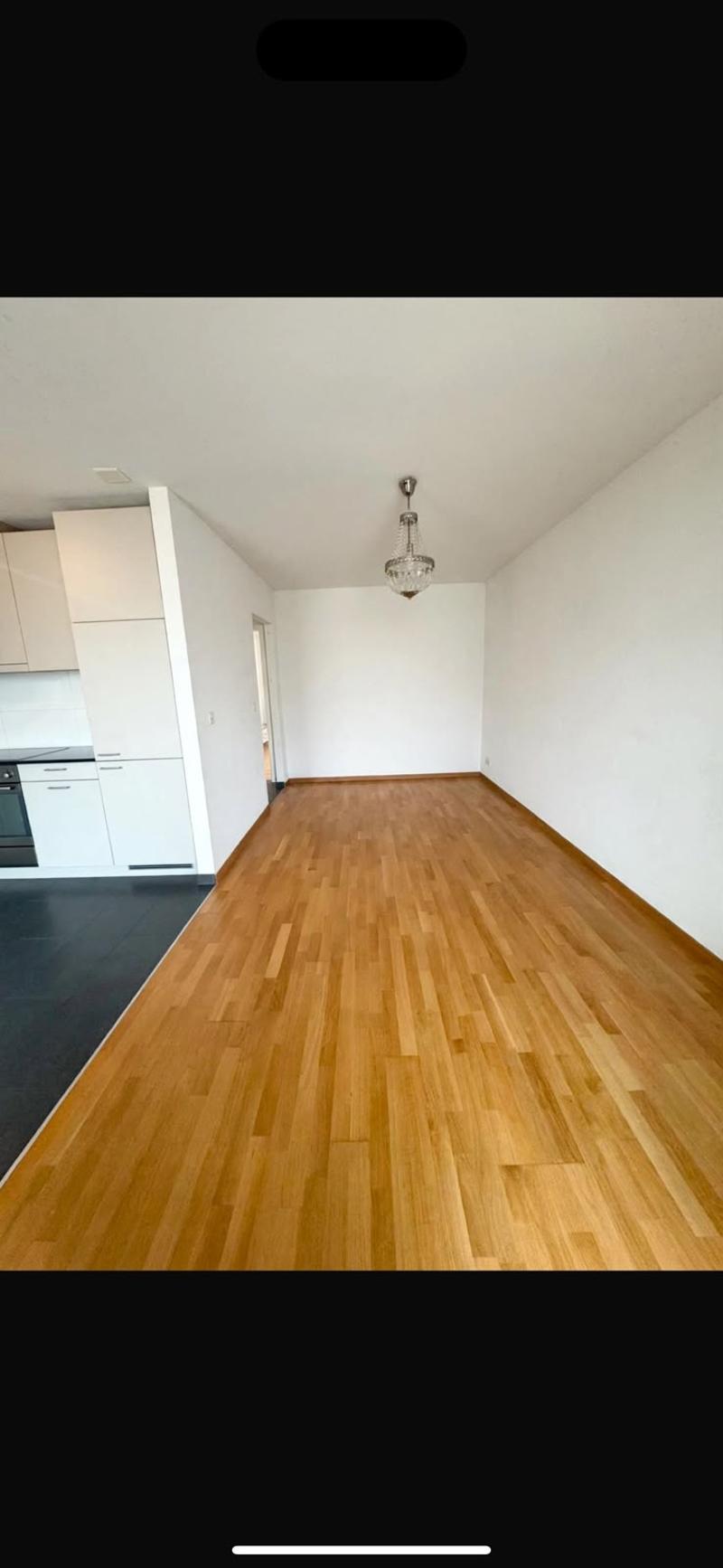 Charmante 3.5-Zimmer-Altbauwohnung mit Balkon in Basel (3)