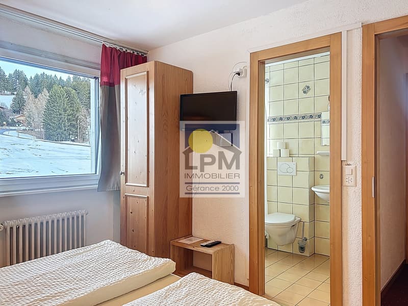Opportunité ! Convertir deux chambres en un vaste appartement-LOT 1 (3)