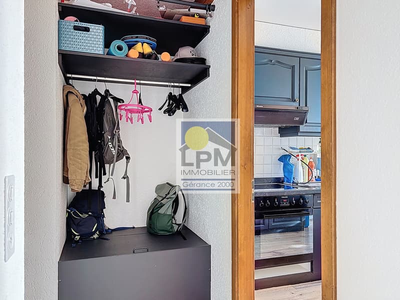 Spacieux 2.5p (59,3m2) dans un bâtiment de luxe (sauna, piscine..) (6)