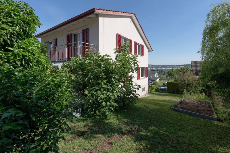 Gartenidylle über Regensdorf – Ihr neues Zuhause für die ganze Familie (2)