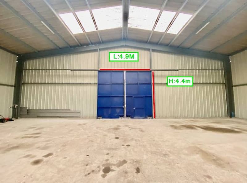 Halle/Lager - modulare Flächen von 200 bis 800 m² in Granges-Marnand-Zentrum in der Romandie (2)