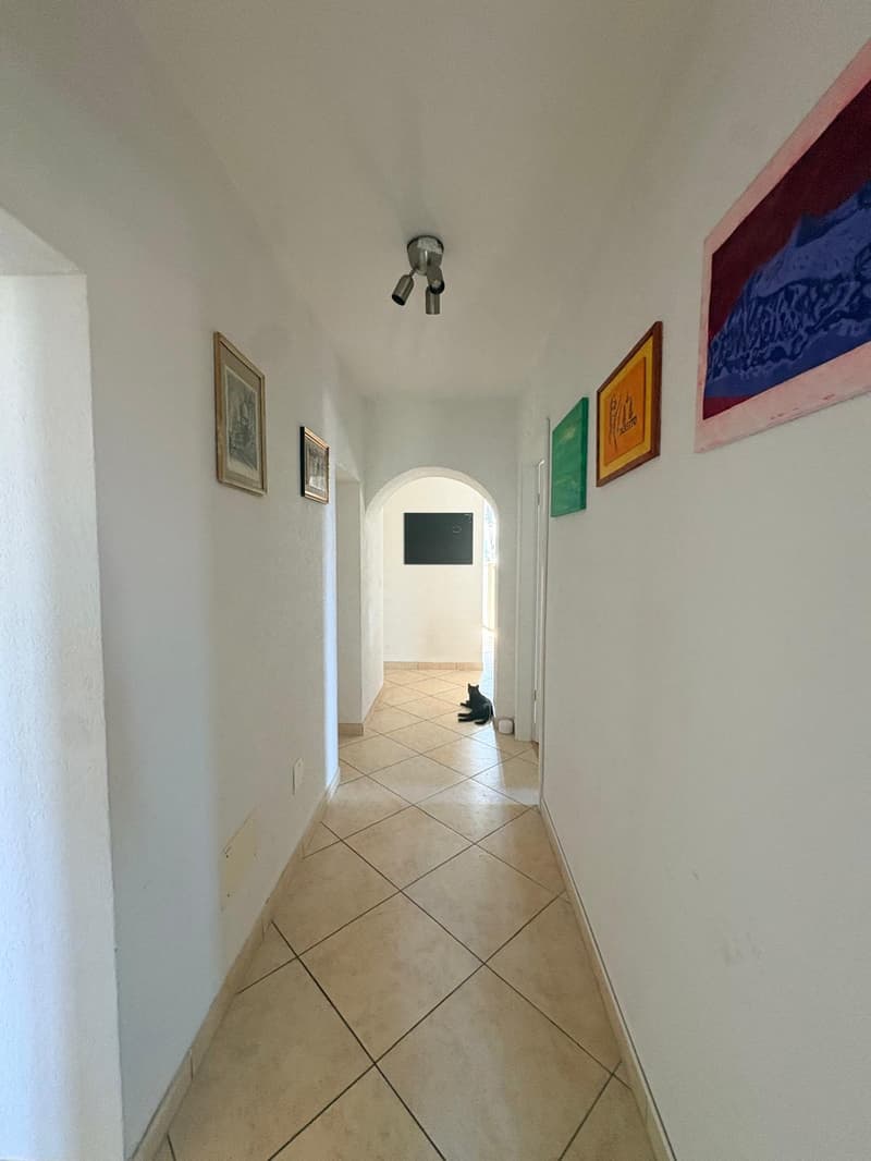 Superbe appartement de 4.5 pièces 100 m² env. dans un immeuble de caractère à Henniez (11)
