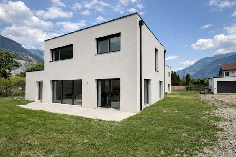 Schönes individuelles Einfamilienhaus neu 5.5 Zimmer – Wohnviertel ruhig – Saxon (VS) (2)