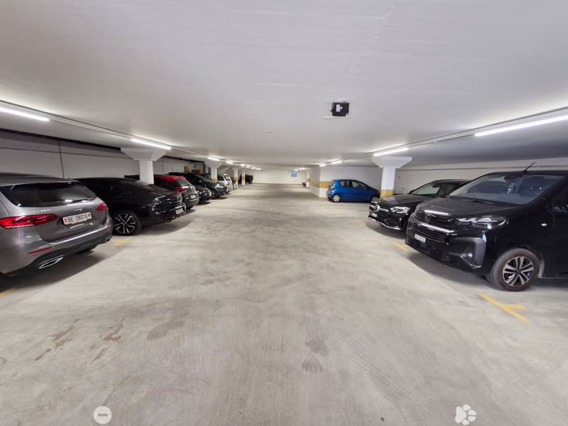 Moderne 2.5-Zimmer-Neubau-Wohnung mit Balkon und Gartenanteil in Biel/Bienne (5)