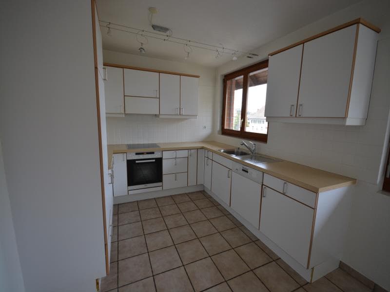Charming 4.5-room apartment with fireplace and garden in Detligen (2)