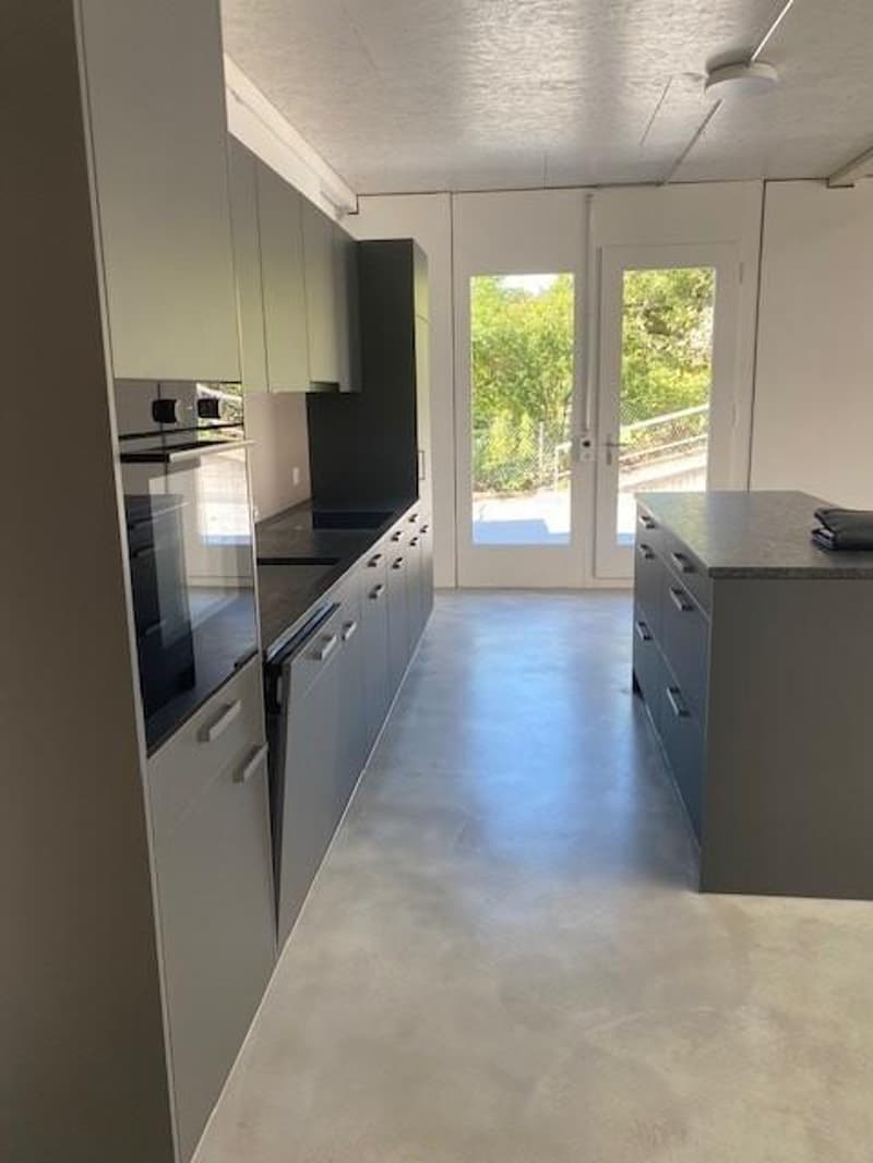 Charmante 3.5-Zimmer-Wohnung mit Balkon in Gümligen (2)