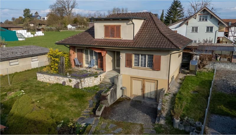 Renovationsbedürftiges Einfamilienhaus in Koppigen (2)
