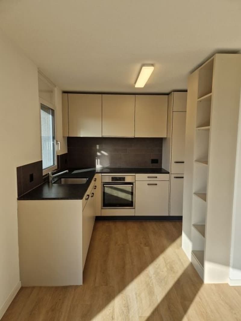 Helle 3.5-Zimmer-Wohnung mit Balkon in Herzogenbuchsee (3)