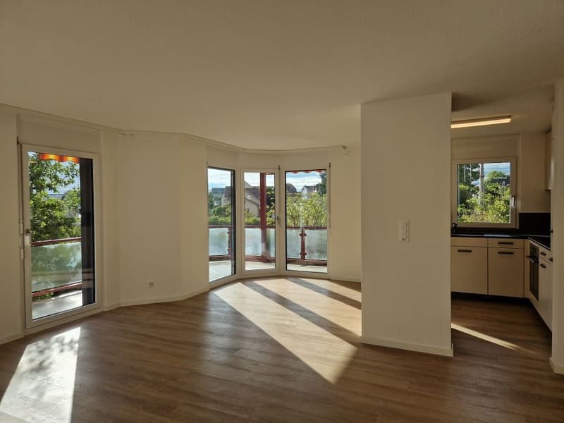 Helle 3.5-Zimmer-Wohnung mit Balkon in Herzogenbuchsee (2)