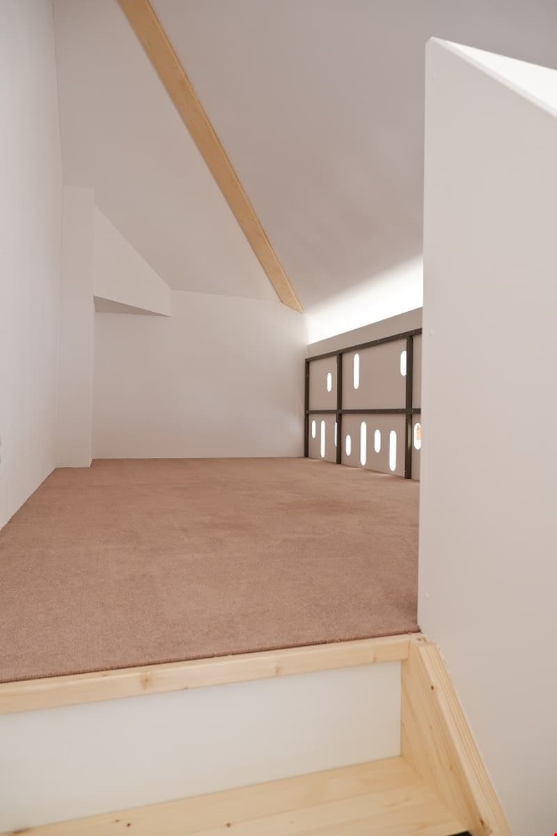 Traumhafte, helle Dachwohnung mit Galerie! (5)