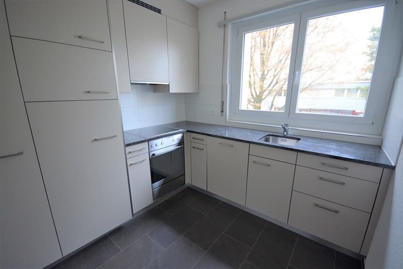 Helle 4-Zimmer-Wohnung mit Balkon in Bern-Wankdorf (1)