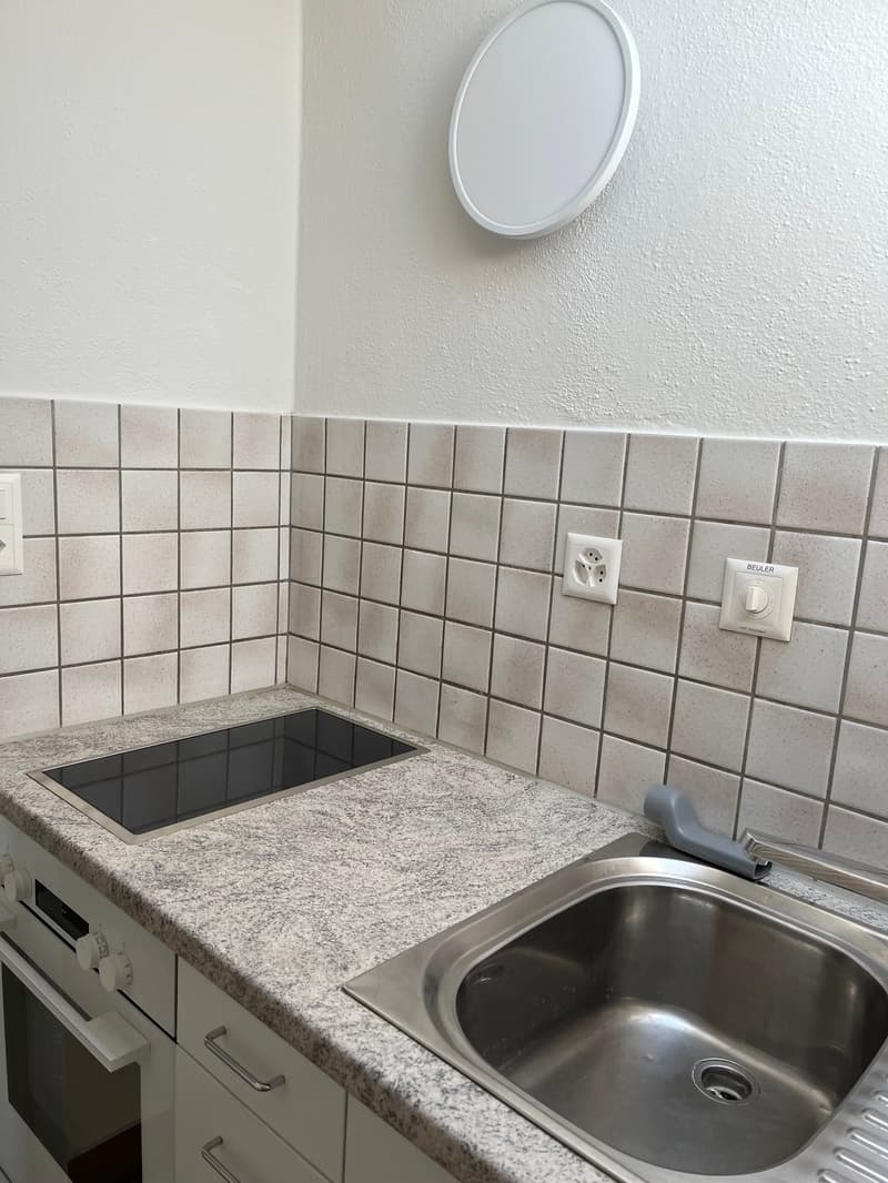 Appartamento mansardato monostanza in zona verde (2)