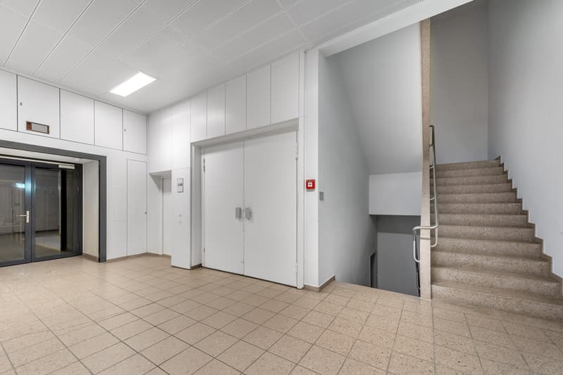Excellent storage and archive spaces from 80 m² (10)