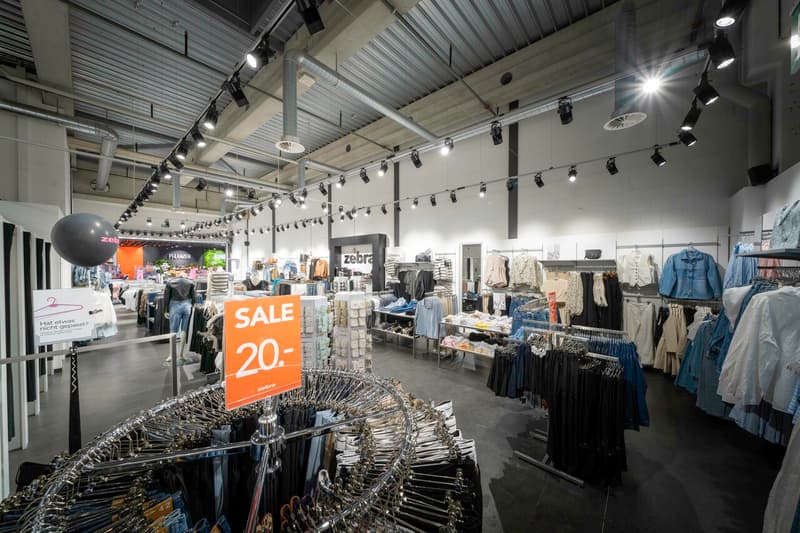 Surface commerciale de 160m² dans le centre commercial Migros Bubendorf (2)