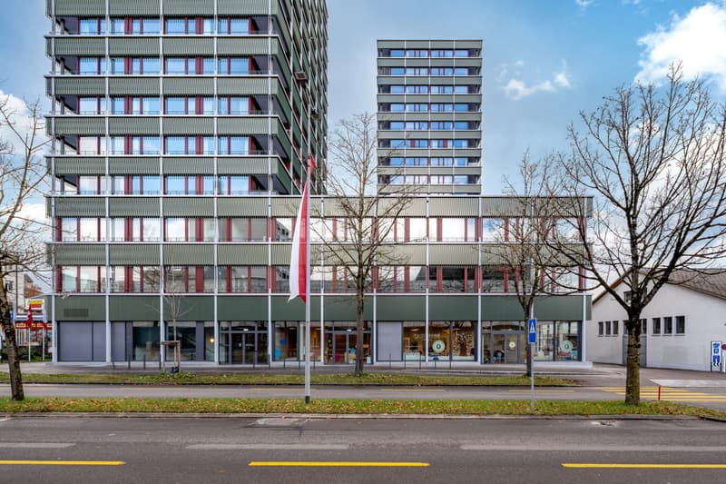 Practice area with a future in the heart of Uster (2)