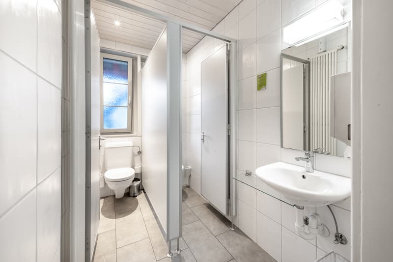 Toiletten, 1. OG