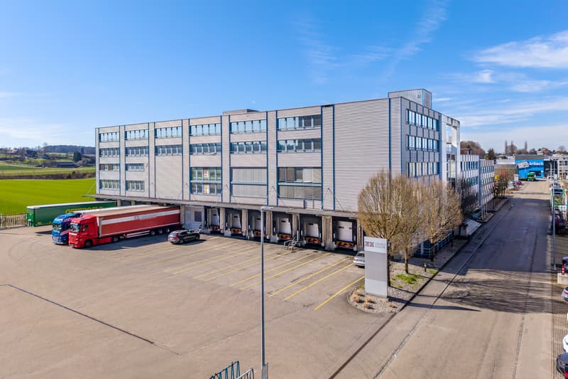 Espaces de stockage abordables avec infrastructure idéale et connexion (3)