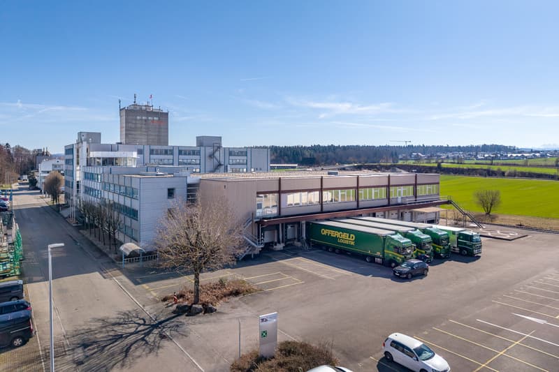 Espaces de stockage abordables avec infrastructure idéale et connexion (4)