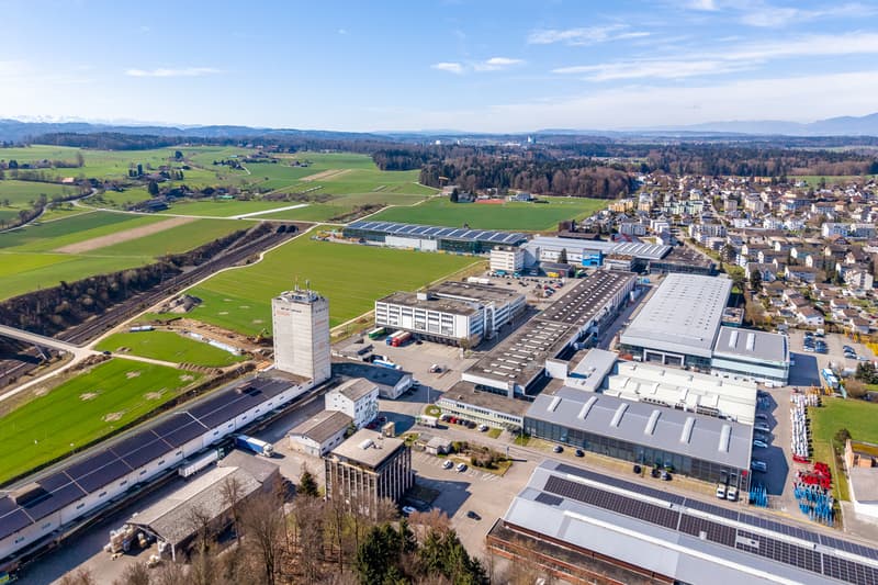 Espaces de stockage abordables avec infrastructure idéale et connexion (2)