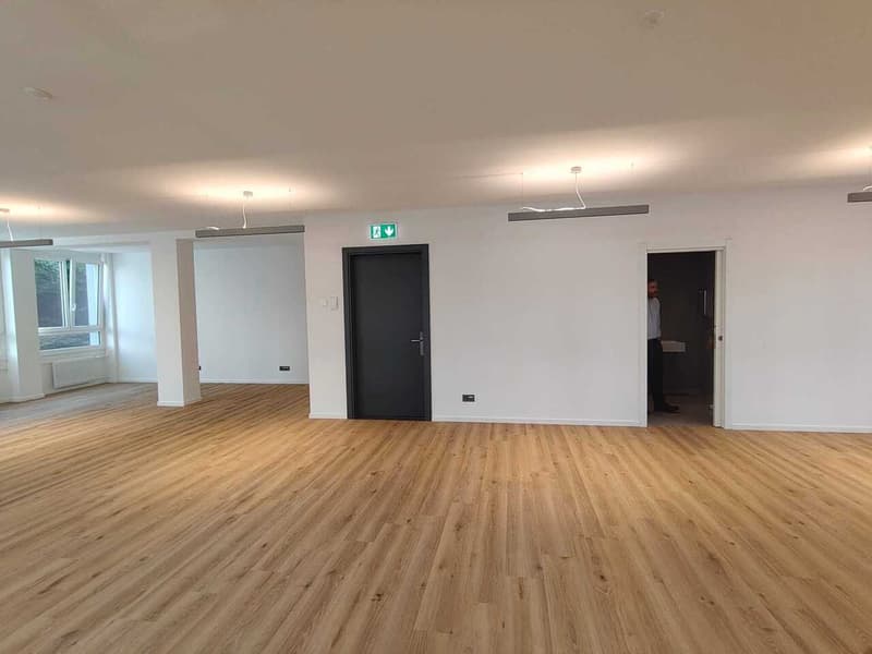 Modernes Büro in CityPop Gebäude (3)