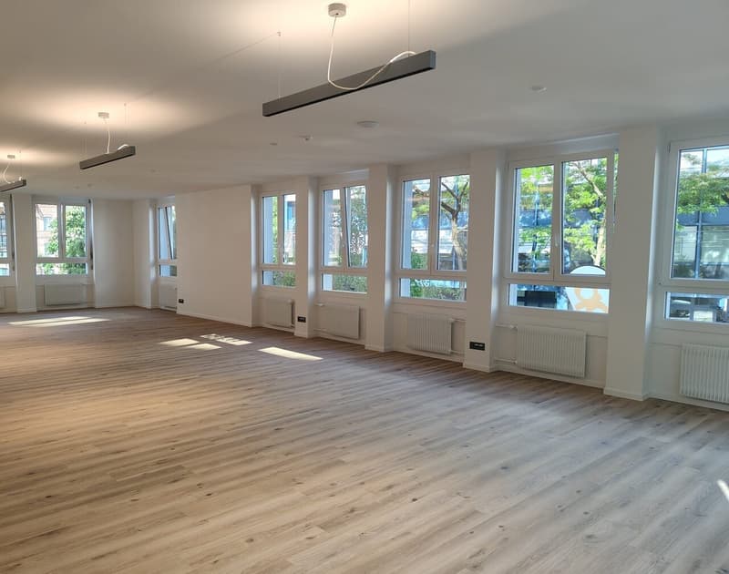 Modernes Büro in CityPop Gebäude (4)
