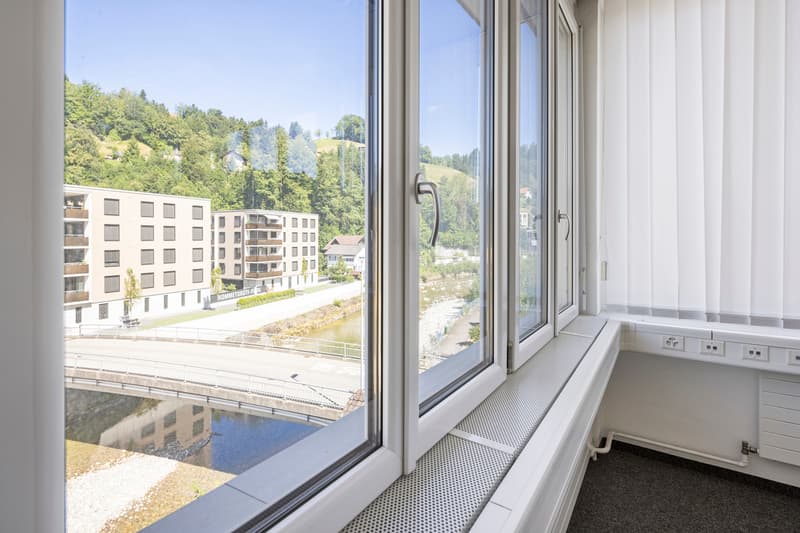 Ihr KMU Betrieb mit Werkstatt, Lager und Büro unter einem Dach vereint (11)
