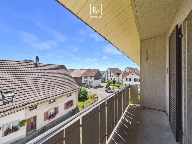 moderne 4-Zimmerwohnung in Bettwiesen (5)