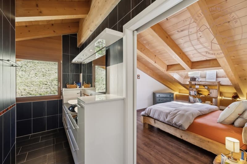 Superb 7.5-room duplex apartment for sale in Val-d'Illiez (5)