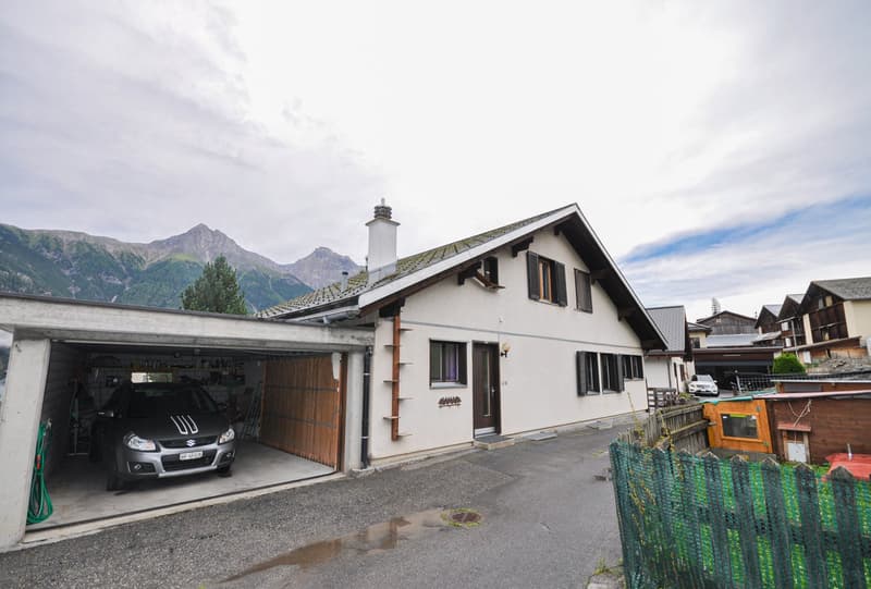 Charming 4.5-room apartment with garage in Scuol (27)